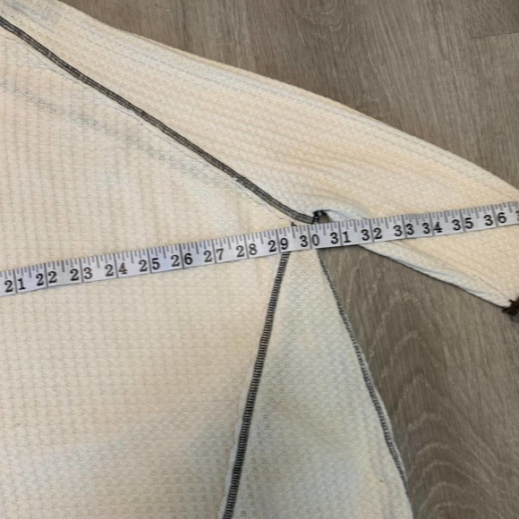 WE The Free People Oversized Waffle Knit Shirt Animal Print Ivory Size XS - Picture 11 of 12